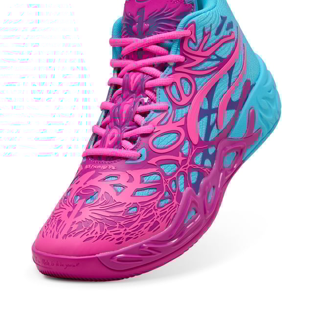 PUMA Unisex MB.04 Iridescent Basketball Shoes PRODUCT STORY: Add dimension to your style and your game with LaMelo Ball’s latest signature shoe, the MB.04 Iridescent. Appearing in an attention-grabbing blue and purple colorway, the MB.04 is engulfed in alien tentacles with Melo phrases hidden in the design. It features a supportive double-layered mesh upper and NITROFOAM™ cushioning for on-court power, plus an iridescent hornet at the heel. FEATURES & BENEFITS: NITROFOAM™: Advanced nitrogen-injected foam designed to provide superior responsiveness and cushioning in a lightweight package; 5D PRINTED UPPER: A raised, multi-layered design takes over the shoe like alien tentacles; MELO DNA: Melo phrases like 1 OF ONE and RARE are hidden throughout the design; UNIQUE HEEL LOGO: An iridescent hornet graphic stands out at the heel. DETAILS: Regular fit; Woven mesh upper; Lace closure; TPU heel counter; PUMA branding details; The sole features a hovering spaceship, NOT FROM HERE and RARE wording, and flames at the heel.