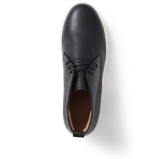 Chukka boots started out as a practical option for soldiers in the desert, these days the chukka fulfils the demands of every off-duty pursuit. Lightweight and equipped with a hardy Italian rubber sole, Sullivan features a high-cut profile crafted with supple suede, showcasing a traditional three eye-let lace-up and full leather linings, comfortable and versatile enough to serve you from work to weekend.

We recommend if you are between sizes to select the smaller than your usual.