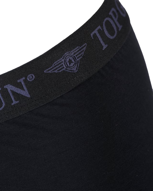 Die Boxershorts sind eng anliegend und besitzen an der Hüfte einen Gummizug mit Top Gun Logo. Hierbei handelt es sich um einen Doppelpack in verschiedenen Farbkombinationen.