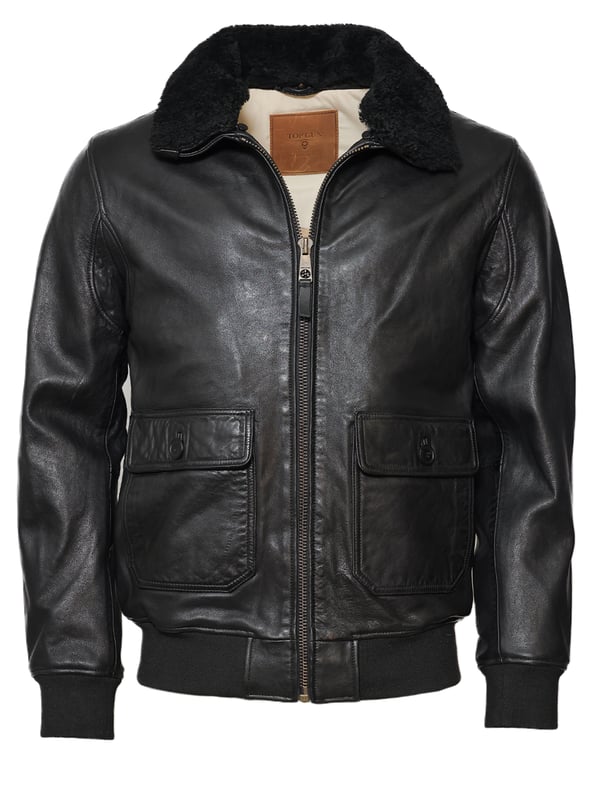 met lamsleren kraag Originele lederen Top Gun blouson in typische pilotenstijl. De pasvorm is los en daardoor zeer comfortabel. De afneembare lamsleren kraag maakt de jas zeer veelzijdig.
