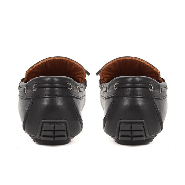 Discover the epitome of luxury with our exquisite leather moccasins, meticulously crafted from premium leather to provide unparalleled comfort and sophistication. These timeless slip-on shoes boast a streamlined silhouette and supple leather lining, making them the ideal choice for those seeking both style and refinement.