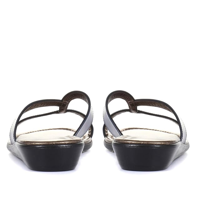 Styled in a simple, yet striking silhouette, the Klevina sandals are the chicest poolside footwear. Whether you are heading for a pool bar lunch or an afternoon stroll, the elegance of these strappy sandals is sure to elevate your look. Lined with a leather insock for comfortable wear, the Klevina sandals are a warm weather go to.