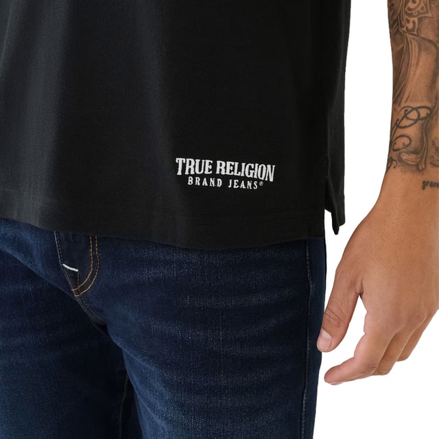 True Religion Mens Polo Shirt
Style Code:  107945
100% Cotton
Made in India
Embossed Arched True Religion Logo
Short Sleeve
Ribbed Collar & Sleeve
Soft Cotton Fabric
Relaxed Fit
Machine Washable
Split Side Hem