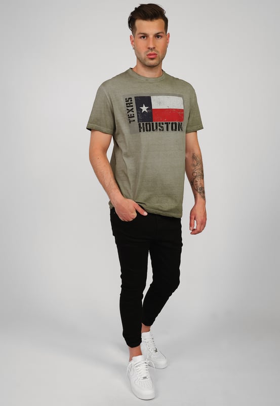 Het shirt heeft een prachtige Top Gun print. Met deze unieke print en de comfortabele snit is dit shirt een echte must-have.