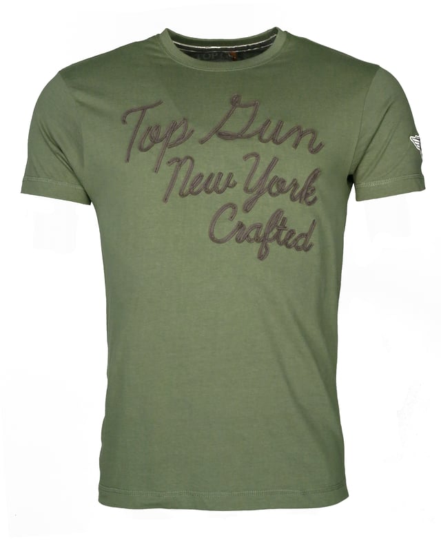 Der einzigartige Top Gun Stil spiegelt sich in diesem hippen Shirt. Mit aufgesticktem Schriftzug "Top Gun New York crafted" und dem bequemen Schnitt ist dieses Shirt ein aboluter Hingucker.