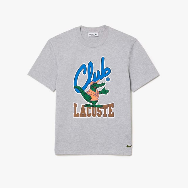 Unisex Lacoste Relaxed Fit Signature Print T-Shirt. Warm up your style: high-details and premium blends for authentic and enriched new silhouettes.- Relaxed fit, comfortable ease on body with lower shoulders.- Short sleeves t-shirt in our heavy jersey.- 3cm green crocodile at bottom of body.- Club Lacoste mascotte waterbase print at chest. Material: 100% Cotton. Ref: TH1533CCA.