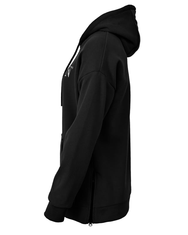 De unieke Top Gun-stijl komt terug in deze moderne hoodie. Met de klassieke Top Gun print op de borst. De hoodie heeft een capuchon met een trekkoord. De tailleband bij de zoom zorgt voor een ideale pasvorm.