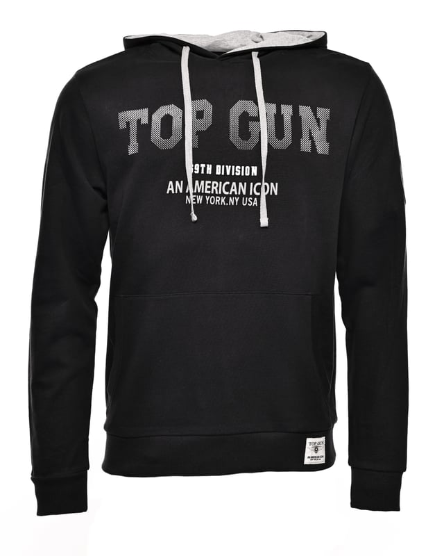 Der einzigartige Top Gun Stil spiegelt sich in diesem modernen Hoodie wieder. Er besitzt die typischen Patches auf dem Oberarm und einen einzigartigen Noppenschriftzug auf der Brust. Der elastische Strick am Ärmelabschluss und am Bund sorgen für eine ideale Passform. Der weiche Stoff und die große Fronttasche bieten zusätzlichen Komfort. Der Hoodie besitzt eine Kapuze mit Kordelzug und einen stylischen Print auf der Frontseite.