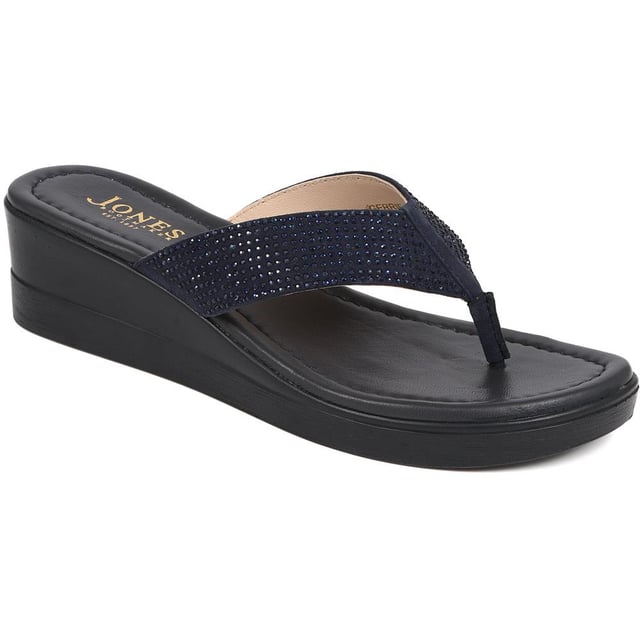 Sparkle in our toe-post wedges, adorned with a dazzling diamante upper and a comfortably mid-height heel. Ideal for carefree holiday evenings, these wedges add just the right amount of glamour to your relaxed, sun-kissed look.