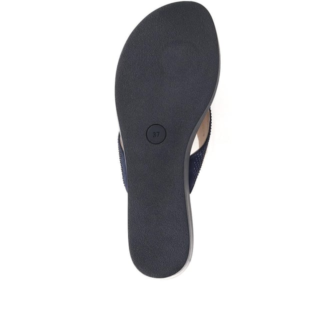 Sparkle in our toe-post wedges, adorned with a dazzling diamante upper and a comfortably mid-height heel. Ideal for carefree holiday evenings, these wedges add just the right amount of glamour to your relaxed, sun-kissed look.