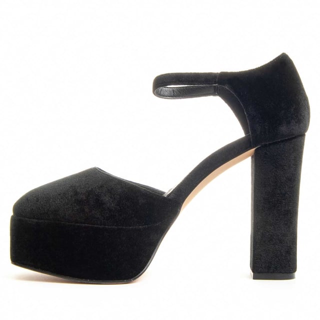 Zapato de tacón para mujer. Ajuste cómodo. Plantilla acolchada. Suela antideslizante. Costuras reforzadas. Fabricado por otras marcas para nuestra marca.