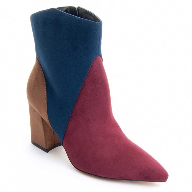 Comfortable women's ankle boot. Comfortable fit. Padded insole. Non-slip sole. Reinforced stitching. Made by other brands for our brand.