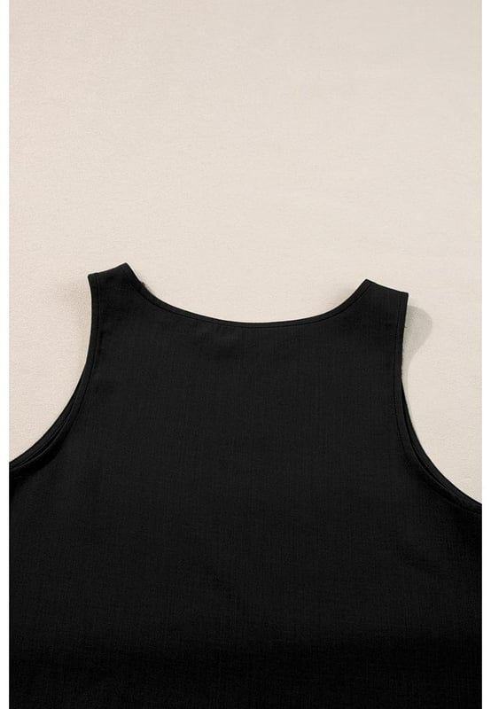 Black Ricrac Trim Tank Top Elastic Waist Shorts Set
  Unique and delicate ricrac detail
  Vest and shorts can be worn together or separately
  Contrast trim creates a color block effect
  Breathable lightweight and comfortable material
  Perfect for your summer wardrobe