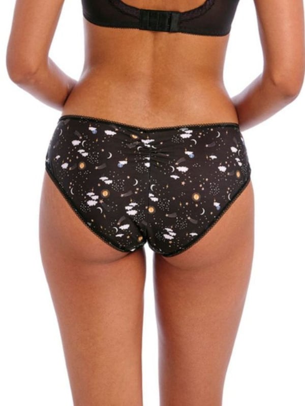 Part of Freya's Daydreaming collection, this brief comes with a floral lace print. With an elasticated waistband and moderate rear coverage. The product is recommended gentle wash only.