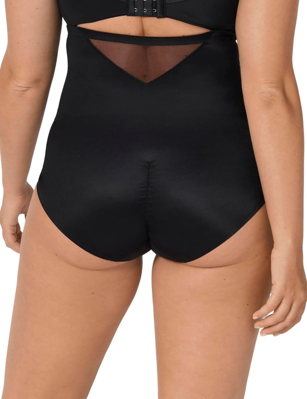 The True Shape Sensation super high waist brief by Triumph is the perfect companion to slinky dresses or tight clothing. The high waist reaches just under your bra line, creating an all-seamless smoothing effect under clothing. Decorative sheer tulle panels on the hips and the back of the brief create a feminine appearance. Full rear coverage provides a modest look, as well as maximum support and comfort. A slim elasticated waistband provides more support and keeps briefs in place.