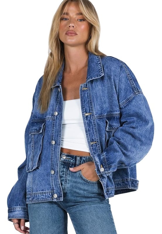 Blue Chest Pockets Drop Shoulder Loose Denim Jacket
  Metal buttons for durability
  Drop shoulder design for a comfortable and effortless look
  Chest pockets for practicality
  Available in various sizes
  Perfect for layering
Material: 75% Cotton 12.7% Polyester 12.3% Viscose