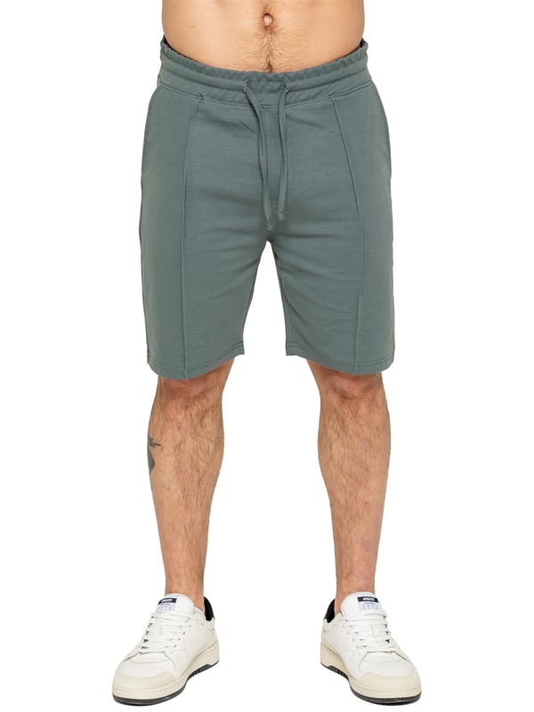 Enzo Mens Casual Stretch Shorts offer comfort and convenience with 2 side & 2 back pockets, elastic waistband & adjustable drawstring, and front pin tuck seam detail for added style and functionality. Perfect for errands or lounging with a practical and stylish design. (617)