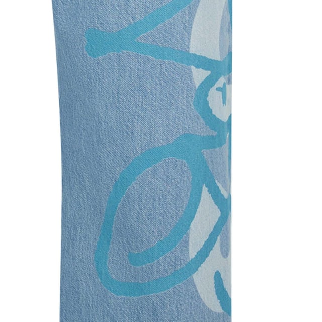 Mens Boss Akron BC Relaxed-Fit Jeans in light blue.- Zip and button fly fastening.- 5 pocket design.- Regular rise.- Wide leg.- Relaxed fit.- Ref: 50483260450