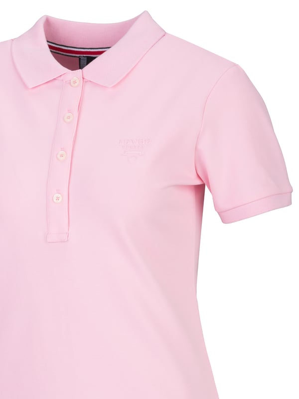 Sportliches Poloshirt mit klassischem Polokragen und dezentem Logo-Patch. Der Baumwoll-Elasthan-Mix sorgt für hohen Tragekomfort und eine perfekte Passform.