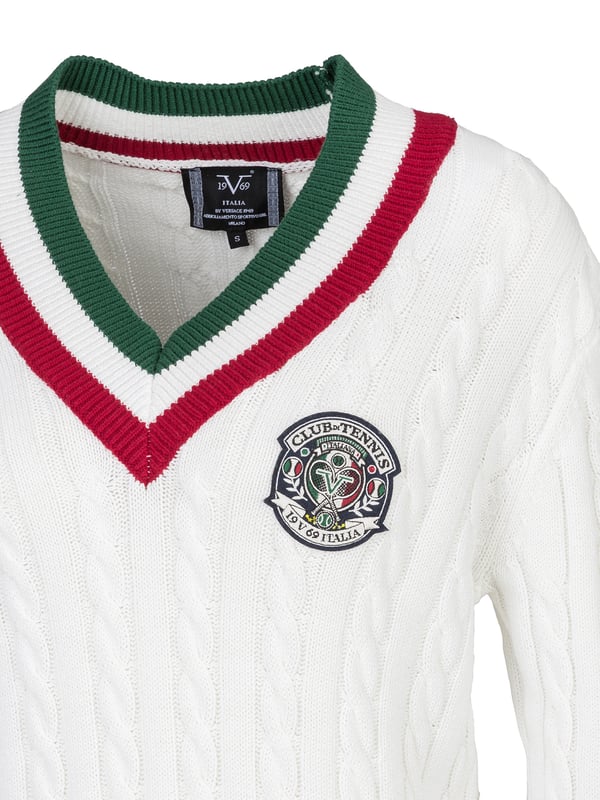 De gebreide trui *MARISA* van 19v69 ITALIA combineert een sportieve collegestijl met zacht katoen en stijlvolle details, ideaal voor een elegante casual look.