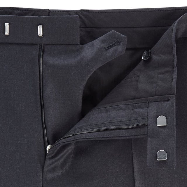 Mens Boss T-Lone LC Trousers in grey.- Hook and zip fastening.- Belt loops.- Front pockets.- Tapered leg.- 100% Virgin Wool.- Ref: 50384764061