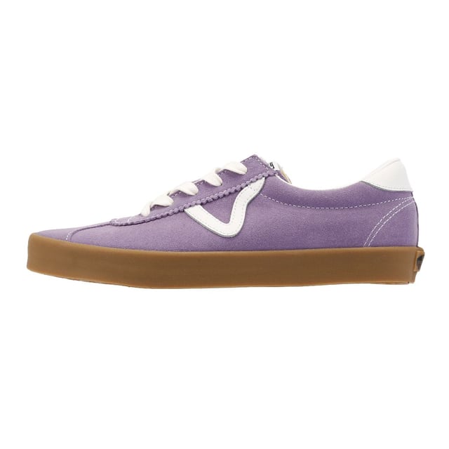 Iconic low-top court shoe sneaker featuring the Heritage "V" Sidestripe logo. Crafted suede uppers, these shoes offer supportive padded collars and classic rubber waffle outsoles for optimal comfort and traction.