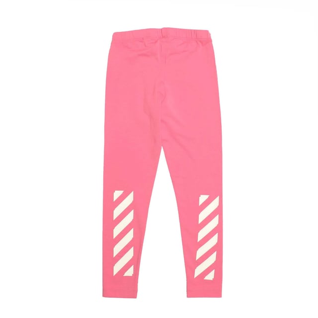 Meisjes Legging Off White Rubber Arrow in roze.- Elastische tailleband.- Rubberen pijl op achterkant.- Off-white logo in wit op zijkant.- 95% Katoen 5% Elastane.- Ref: OGCD0010023201
