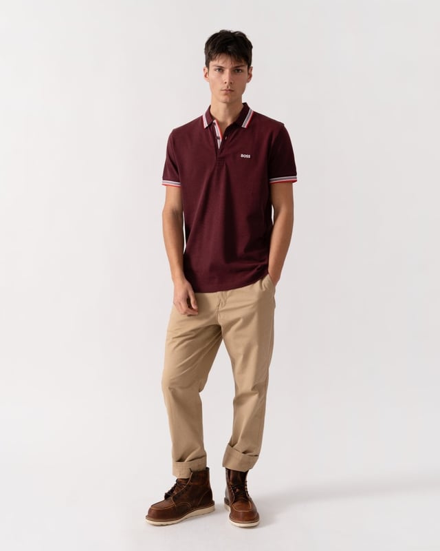 A signature polo shirt by BOSS Menswear, cut to a regular fit. Featuring contrast tipping and a logo at the left chest, this short-sleeved polo shirt is designed in cotton piqué and detailed with further BOSS branding at the undercollar.
Regular fitFlat-knit collarNumber of buttons: 3Short sleevesFlat-knit cuffsStandard length
100% Cotton
50469055