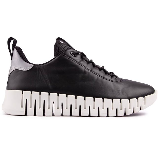 Infinitely slick and lightweight, with a look that is streetwear-adjacent, this ECCO Gruuv is constructed in premium leather with reflective trim details, elastic laces, removable dual-fit comfort foam insole and dynamic two-way flex rubber sole. Its contemporary, eye-catching outsole offers added grip, extra height and great looks.