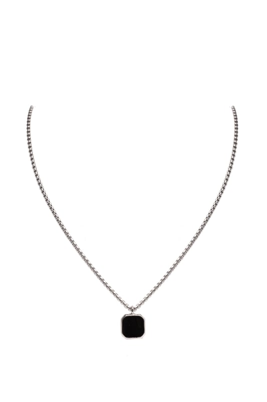 Whether worn as a statement piece for formal occasions or as a subtle accent to everyday attire, this men's silver necklace with a black pendant exudes confidence and sophistication. It serves as a timeless symbol of refined masculinity, destined to become a cherished accessory that effortlessly complements the discerning gentleman's style.