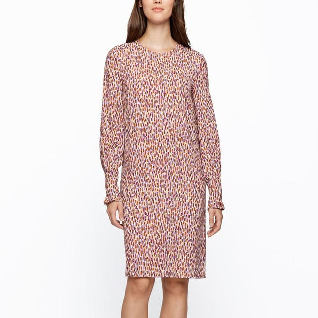 Damesjurk Boss C_Delaca.- Ronde hals.- Lange mouwen.- Ritssluiting. Materiaal: 100% viscose. Ref: 50471209985.
