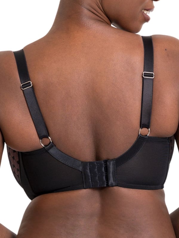 Curvy Kate Boost Heartbreaker Padded Balcony Bra. Padded underwired bra with a sweetheart neckline, uplifting vertical moulded cups and a heart print mesh overlay. The product is recommended for hand wash only.