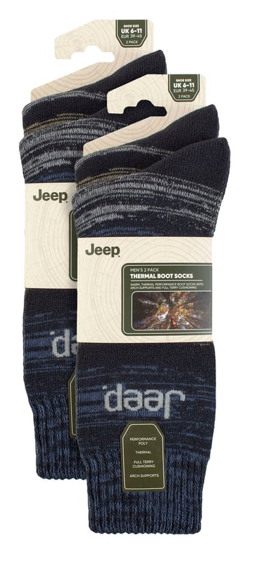 Pack de 4 calcetines térmicos a rayas Jeep para hombre: Olvídate del frío en los pies con un paquete (¡o más!) de estos calcetines térmicos a rayas Jeep. Diseñados para mantenerte caliente y cómodo, estos gruesos y cómodos calcetines térmicos para hombre son perfectos para todas tus actividades. Nuestros calcetines de bota tienen costuras en los dedos y puños estándar, por lo que son adecuados para el uso diario. Mejorados con un acolchado de rizo completo desde el puño hasta la puntera, proporcionan no sólo protección sino también aislamiento para esos momentos de frío. Confeccionados con la mezcla de poliéster de rendimiento térmico de Jeep, estos calcetines están diseñados para ayudarte a mantenerte caliente y cómodo durante los meses más fríos. El puño de canalé elástico de doble capa garantiza un ajuste perfecto, mientras que los soportes para el arco incorporados te proporcionan una sensación de mayor seguridad y estabilidad. Pero el calor no es su único atributo. Estos calcetines también son llamativos, ya que presentan rayas de hilo retorcido y marga de varios tonos, combinadas con llamativos logotipos de Jeep tejidos en el tejido. Gracias al poliéster de alto rendimiento, estos calcetines son suaves y transpirables. Este pack de 4 pares es justo lo que necesitas para combatir el frío y mantener tus pies calentitos, ya estés de excursión, trabajando o simplemente descansando en casa. Con su grosor regular y su rendimiento térmico inigualable, estos calcetines térmicos Jeep a rayas para botas son tu solución definitiva para mantener los pies calientes y acogedores, ¡sin importar la aventura! Estos calcetines Jeep están fabricados con un material de calidad compuesto por un 58% de acrílico 38% de poliéster 4% de elastano y están disponibles en 6 colores/estilos diferentes. También son lavables a máquina. Detalles adicionales del producto: Calcetines térmicos para botas Jeep Mezcla de poliéster de alto rendimiento Puño acanalado de doble capa Cálidos y cómodos Acolchados de rizo Soporte para el arco Ideal para el invierno Motivos de marga a rayas 6 estilos/colores disponibles Lavables a máquina