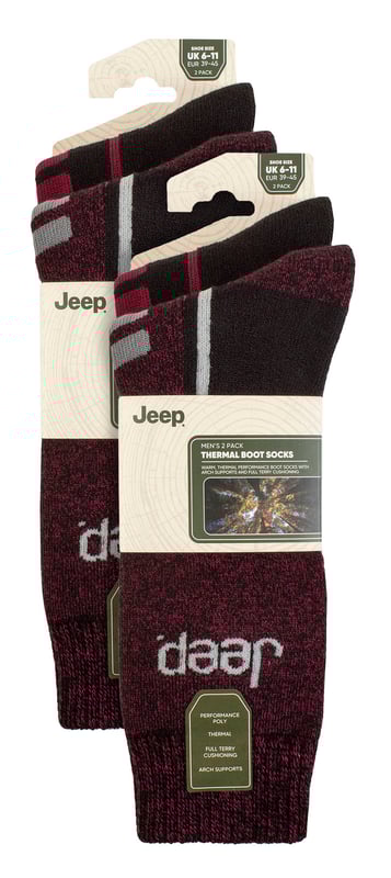 Pack de 4 calcetines térmicos a rayas Jeep para hombre: Olvídate del frío en los pies con un paquete (¡o más!) de estos calcetines térmicos a rayas Jeep. Diseñados para mantenerte caliente y cómodo, estos calcetines térmicos para hombre de 4 pares son perfectos para todas tus actividades. Nuestros calcetines de bota tienen costuras en los dedos y puños estándar, por lo que son adecuados para el uso diario. Mejorados con un acolchado de rizo completo desde el puño hasta la puntera, proporcionan no sólo protección sino también aislamiento para esos momentos de frío. Confeccionados con la mezcla de poliéster de rendimiento térmico de Jeep, estos calcetines están diseñados para ayudarte a mantenerte caliente y cómodo durante los meses más fríos. El puño de canalé elástico de doble capa garantiza un ajuste perfecto, mientras que los soportes para el arco incorporados te proporcionan una sensación de mayor seguridad y estabilidad. Pero el calor no es su único atributo. Estos calcetines también son llamativos, ya que presentan rayas de hilo retorcido y marga de varios tonos, combinadas con llamativos logotipos de Jeep tejidos en el tejido. Gracias al poliéster de alto rendimiento, estos calcetines son suaves y transpirables. Este pack de 4 pares es justo lo que necesitas para combatir el frío y mantener los pies calentitos, ya estés de excursión, trabajando o simplemente descansando en casa. Con su grosor regular y su rendimiento térmico inigualable, estos calcetines térmicos Jeep a rayas para botas son tu solución definitiva para mantener los pies calientes y acogedores, ¡sin importar la aventura! Estos calcetines Jeep están fabricados con un material de calidad compuesto por un 58% de acrílico 38% de poliéster 4% de elastano y están disponibles en 6 colores/estilos diferentes. También son lavables a máquina. Detalles adicionales del producto: Calcetines térmicos para botas Jeep Mezcla de poliéster de alto rendimiento Puño acanalado de doble capa Cálidos y cómodos Acolchados de rizo Soporte para el arco Ideal para el invierno Motivos de marga a rayas 6 estilos/colores disponibles Lavables a máquina