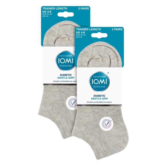 IOMI - Pack de 6 calcetines para diabéticos: Descubra la solución ideal para el cuidado del pie diabético con los calcetines para diabéticos especialmente diseñados para mujeres de IOMI Footnurse. Diseñados por expertos técnicos, estos calcetines IOMI Diabetic Trainer ofrecen un enfoque adaptado a la salud del pie diabético con un corte bajo, ideal para los meses de primavera y verano. Estos magníficos calcetines, lujosamente suaves y ricos en algodón, se han confeccionado para sujetar los tobillos sin elasticidad y sin la tirantez que puede causar problemas a cualquier persona con problemas circulatorios. Diseñados para adaptarse perfectamente a los contornos del tobillo, los remates de nido de abeja de forma y tejido especiales eliminan los incómodos anillos de constricción, cruciales para las personas diabéticas. También incluyen dedos de los pies unidos a mano para costuras suaves, esencial para facilitar la comodidad para los diabéticos y prevenir la acidez, por lo que tiene sentido elegir estos calcetines ligeros IOMI entrenador diabético para cuidar de sus piernas todos los días. Estos calcetines vienen en paquetes de 6 pares y están disponibles en 8 opciones diferentes. Están hechos de: 77% Algodón, 15% Poliéster, 1% Elastano. Vienen en talla única de mujer 4-8 UK y son lavables a máquina. Detalles adicionales del producto: IOMI Footnurse 6 Pack Calcetines para Diabéticos NON ELASTIC Ankle Top Smooth Toe Seam HoneyComb Top Hand Linked Toe Seam Soft Touch Cotton Designed For Diabetes Ideal for Large or Swollen Legs Ladies One Size: 4-8 UK