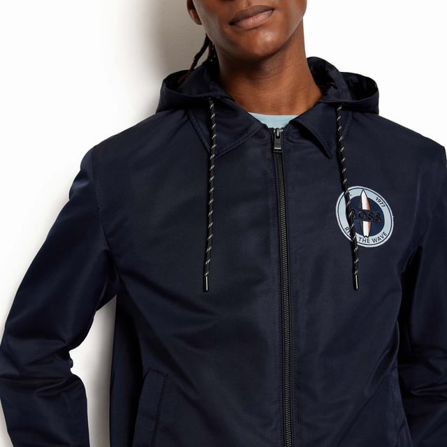 lightweight Outerwear - detachable Hood - responsible style with recycled plastic Seaqual - embroidery on chest