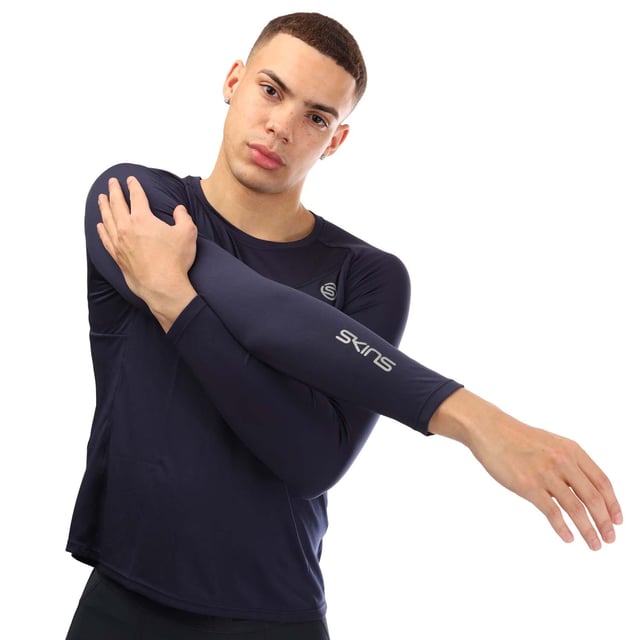 Mens Skins Series-3 Long Sleeve T- Shirt in navy.- Round neck.- Long sleeves.- Mesh panelling for improved breathability and movement.- Silver reflective logos.- 100% Polyester.- Ref: ST40754569010