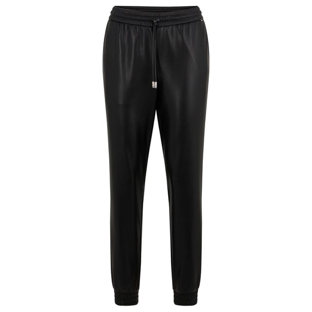 DW1 2 - Update Taplina - new shape e.g. Jogg Pants - elevated friendly leather - same fabric - 3 colors