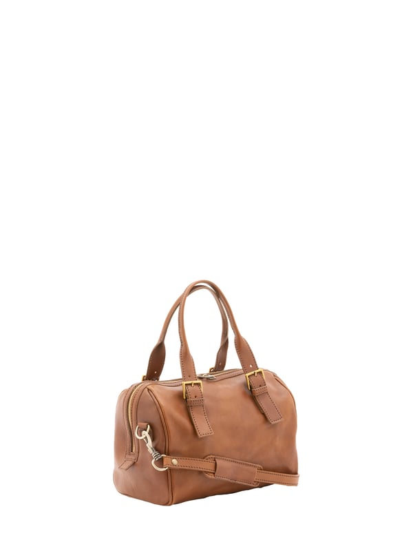 Bolsa baúl unisex. El cierre es con cremallera. Los bolsillos internos son uno con cremallera. Los bolsillos externos están ausentes. La bandolera es ajustable en piel. El asa es regulable en piel. Hay un compartimento interno. El material exterior es 100% Piel Auténtica. Internamente está forrado en algodón. Medidas: 29x27x13 cm. Hecho en Italia