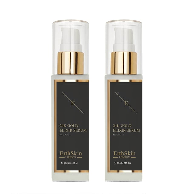 Het Anti-Wrinkle Elixir Serum 24k Gold is een luxueus serum dat is ontworpen om de zichtbare tekenen van veroudering tegen te gaan. Dit serum, verrijkt met 24k goud en krachtige anti-aging ingrediënten, pakt fijne lijntjes en rimpels aan terwijl het de algehele uitstraling van de huid verbetert. De gouddeeltjes verhelderen de teint, terwijl de geavanceerde formule de huid diep hydrateert en de elasticiteit van de huid bevordert. Dit elixer helpt bij het creëren van een gladdere, jeugdigere uitstraling, waardoor het een ideale keuze is voor diegenen die hun huid willen verjongen en een levendige gloed willen bereiken. Bij regelmatig gebruik draagt het serum bij aan een egalere teint en textuur, waardoor de huid er gerevitaliseerd en jeugdiger uitziet.