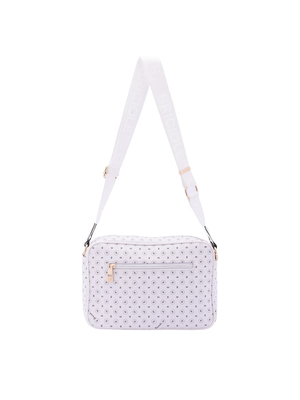 Bolso bandolera para mujer. El cierre es con cremallera. Los bolsillos internos son uno con cremallera. Los bolsillos externos son uno delantero con cremallera y otro trasero con cremallera. La bandolera es ajustable en tela. Falta el mango. Hay un compartimento interno. El material exterior es ecopiel. Internamente está forrado en poliéster. Medidas: 18x28x11 cm. Producto de moda