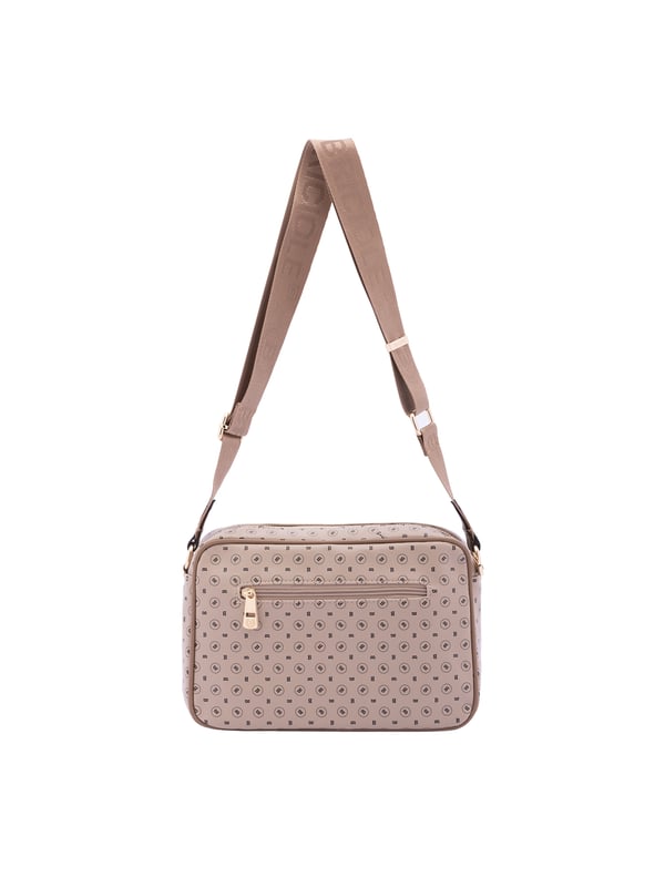 Bolso bandolera para mujer. El cierre es con cremallera. Los bolsillos internos son uno con cremallera. Los bolsillos externos son uno delantero con cremallera y otro trasero con cremallera. La bandolera es ajustable en tela. Falta el mango. Hay un compartimento interno. El material exterior es ecopiel. Internamente está forrado en poliéster. Medidas: 18x28x11 cm. Producto de moda