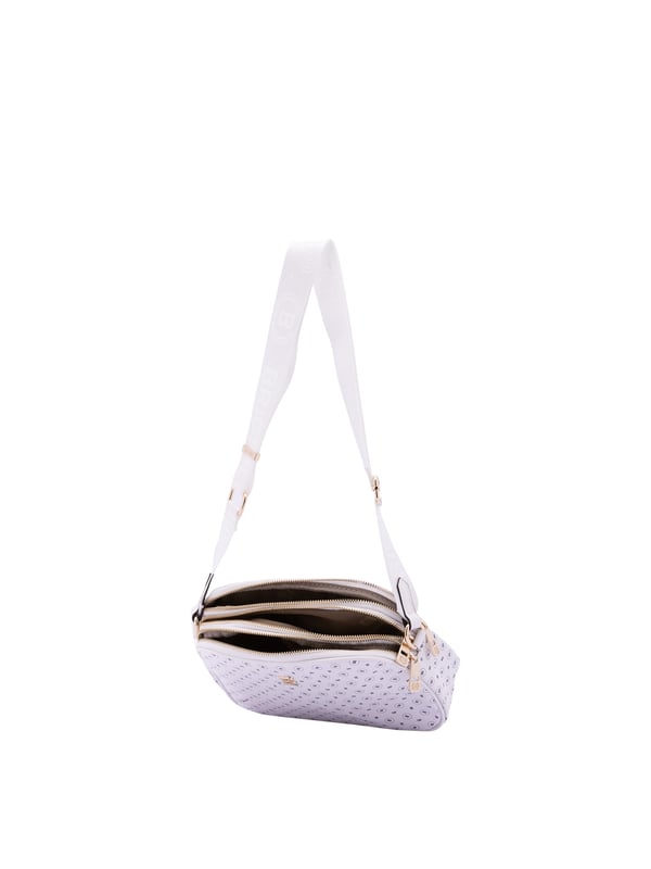 Bolso bandolera para mujer. El cierre es con cremallera. Los bolsillos internos son uno con cremallera. Los bolsillos externos son uno en la espalda con cremallera. La bandolera es ajustable en tela. Falta el mango. Hay tres compartimentos internos. El material exterior es ecopiel. Internamente está forrado en poliéster. Medidas: 19x26x9 cm. Producto de moda