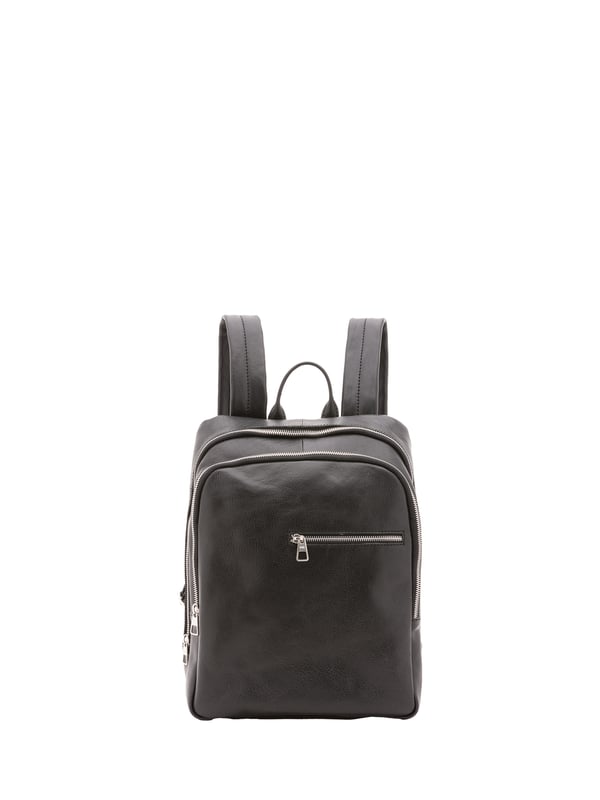 Unisex-Rucksack mit Reißverschluss. eine offene Innentasche. zwei vordere Außentaschen mit Reißverschluss. verstellbarer Schultergurt aus Leder. im Ledergriff. ein Innenfach.  Außenmaterial. Innen mit Baumwolle gefüttert. Maße: 39x29x10 cm. Hergestellt in Italien