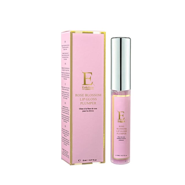 Rose Blossom Lip Gloss Plumper 8ml The Rose Blossom Lip Gloss Plumper is a luxurious lip treatment that combines the beauty of a gloss with the benefits of a plumper. Infused with nourishing rose extract, this lip gloss delivers a beautiful, natural shine while providing intense hydration to keep your lips soft and smooth. The plumping formula enhances the fullness of your lips, creating a fuller, more voluminous appearance without the need for invasive treatments. The delicate rose scent adds a touch of elegance, making each application a sensory delight.