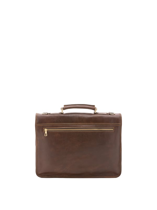 Bolso unisex. El cierre es rápido. Los bolsillos internos son bolsillos multifuncionales. Los bolsillos externos son uno en la espalda con cremallera. La bandolera es ajustable y extraíble en piel. El mango es de piel. Hay dos compartimentos internos. El material exterior es 100% Piel Auténtica. Internamente está forrado en piel auténtica. Medidas: 40x30x6 cm. Hecho en Italia