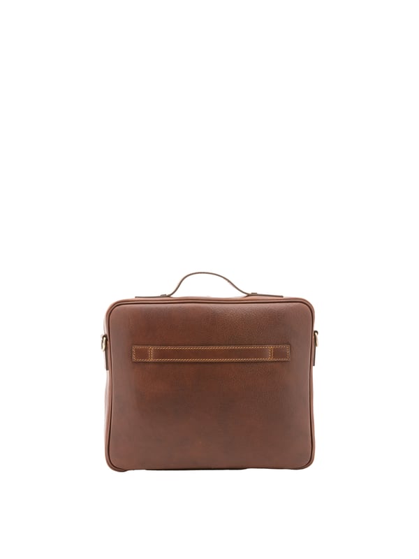 Alessia Firenze bolso de mano Unisexo Bolso unisex. El cierre es con cremallera. Los bolsillos internos son uno abierto. Los bolsillos externos son un frente abierto. La bandolera es ajustable y extraíble en piel. El mango es de piel. Hay un compartimento interno. El material exterior es 100% Piel Auténtica. Internamente está forrado en algodón. Medidas: 38x32x6 cm. Hecho en Italia