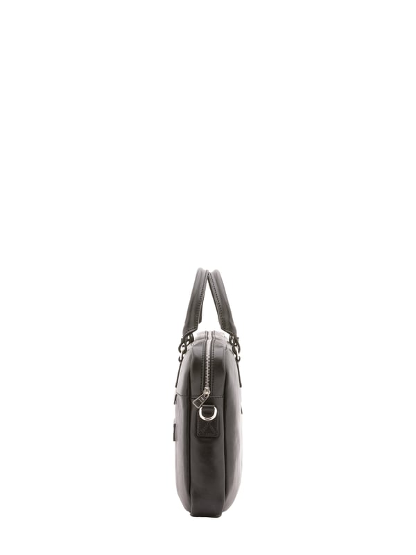 Alessia Firenze bolso de mano Unisexo Bolso unisex. El cierre es con cremallera. Hay dos bolsillos internos abiertos. Los bolsillos externos son uno frontal con cremallera y otro trasero con cremallera. La bandolera es ajustable y extraíble en piel. El mango es de piel. Hay dos compartimentos internos. El material exterior es 100% Piel Auténtica. Internamente está forrado en algodón. Medidas: 38x28x7 cm. Hecho en Italia