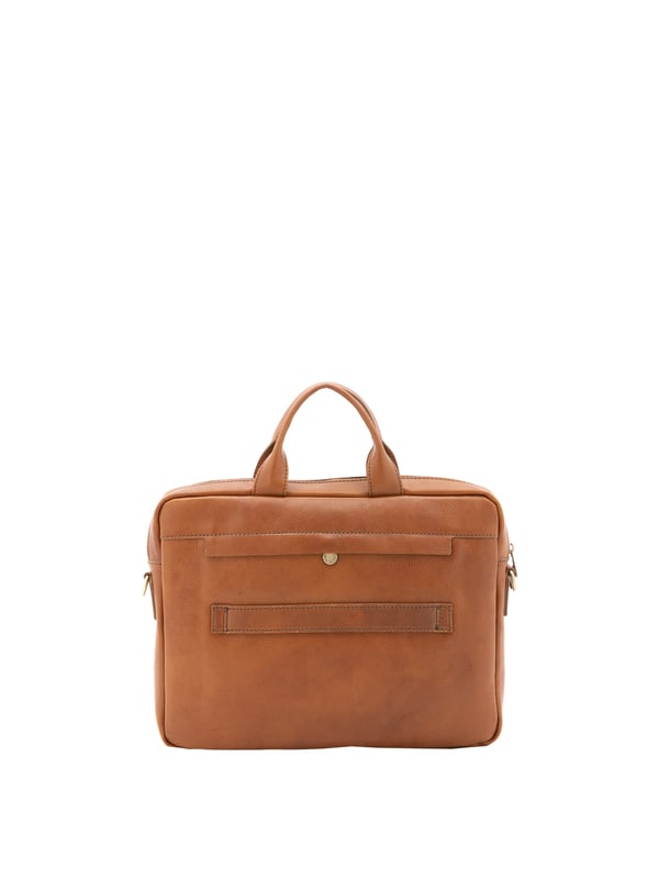 Alessia Firenze bolso de mano Unisexo Bolso unisex. El cierre es con cremallera. Hay dos bolsillos internos abiertos. Los bolsillos externos son uno frontal con cremallera y otro trasero con cremallera. La bandolera es ajustable y extraíble en piel. El mango es de piel. Hay dos compartimentos internos. El material exterior es 100% Piel Auténtica. Internamente está forrado en algodón. Medidas: 37x27x6 cm. Hecho en Italia
