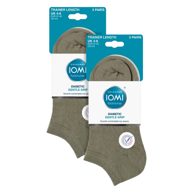 IOMI - Pack de 6 calcetines para diabéticos: Descubra la solución ideal para el cuidado del pie diabético con los calcetines para diabéticos especialmente diseñados para mujeres de IOMI Footnurse. Diseñados por expertos técnicos, estos calcetines IOMI Diabetic Trainer ofrecen un enfoque adaptado a la salud del pie diabético con un corte bajo, ideal para los meses de primavera y verano. Estos magníficos calcetines, lujosamente suaves y ricos en algodón, se han confeccionado para sujetar los tobillos sin elasticidad y sin la tirantez que puede causar problemas a cualquier persona con problemas circulatorios. Diseñados para adaptarse perfectamente a los contornos del tobillo, los remates en forma de panal de abeja especialmente moldeados y tejidos son una gran característica que elimina los incómodos anillos de constricción, cruciales para las personas diabéticas. También incluyen dedos de los pies unidos a mano para costuras lisas, esencial para facilitar la comodidad para los diabéticos y prevenir la acidez, por lo que tiene sentido elegir estos calcetines ligeros IOMI entrenador diabético para cuidar de sus piernas todos los días. Estos calcetines vienen en paquetes de 6 pares y están disponibles en 8 opciones diferentes. Están hechos de: 77% Algodón, 15% Poliéster, 1% Elastano. Vienen en talla única de mujer 4-8 UK y son lavables a máquina. Detalles adicionales del producto: IOMI Footnurse 6 Pack Calcetines para Diabéticos NON ELASTIC Ankle Top Smooth Toe Seam HoneyComb Top Hand Linked Toe Seam Soft Touch Cotton Designed For Diabetes Ideal for Large or Swollen Legs Ladies One Size: 4-8 UK